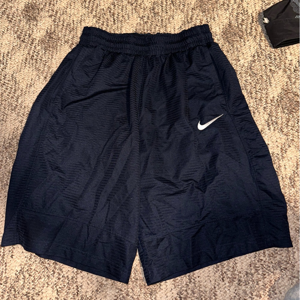 Nike basketball short with pockets